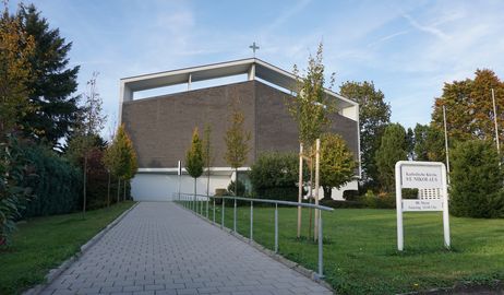 Kath. Kirche St. Nikolaus,  Nordring 71, 60388 Frankfurt am Main