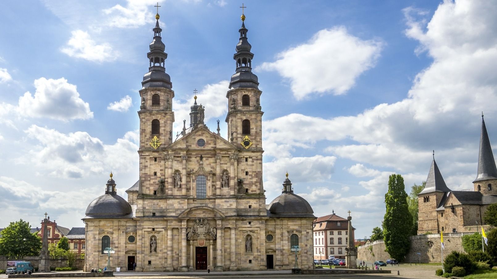 Bonifatius-Musical vor dem Fuldaer Dom und der Michaelskirche: Öffnungszeiten und Zugangsmöglichkeiten während der „Musical-Tage“