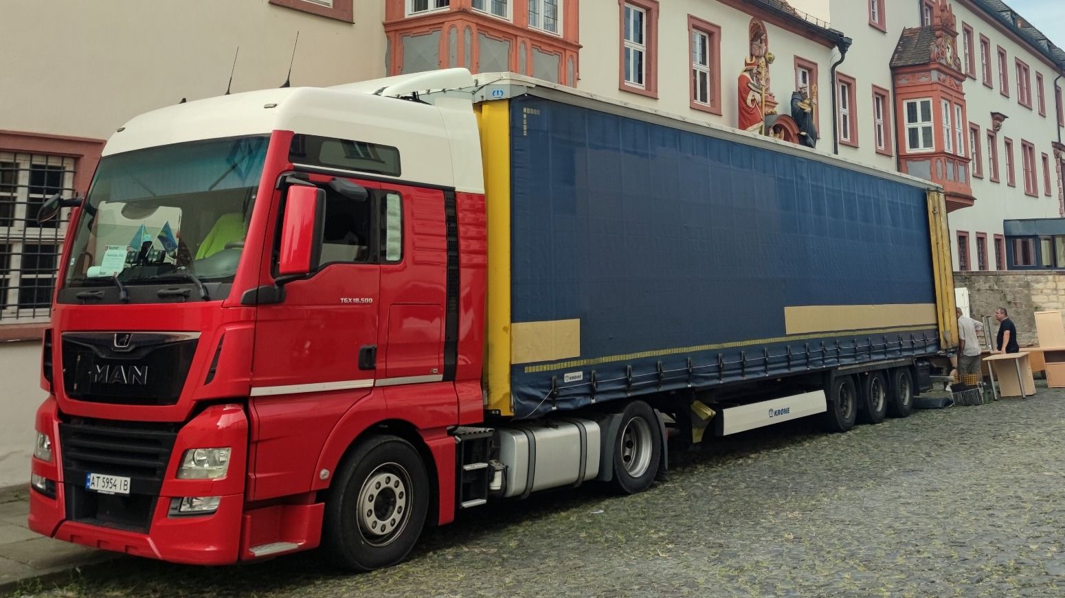 Der Hilfstransporter der Bistums-AG für die Ukraine-Hilfe ist am Montag nach Iwano-Frankiwsk gefahren.